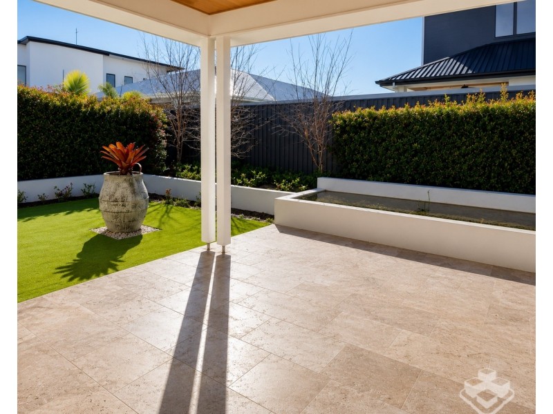 44 Spinnaker Blvd, Newport QLD 4020
