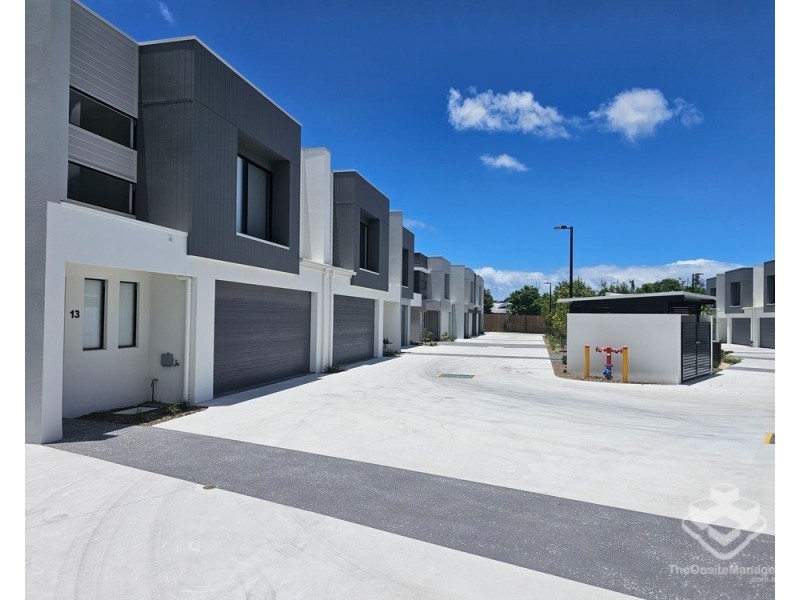 9/74 FINNEGAN WAY, Coomera QLD 4209
