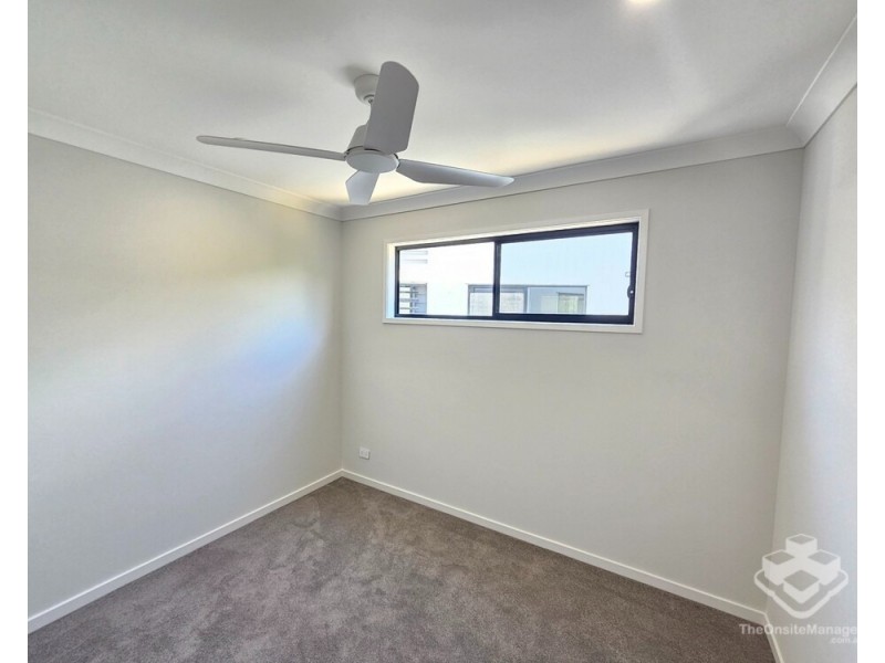 9/74 FINNEGAN WAY, Coomera QLD 4209