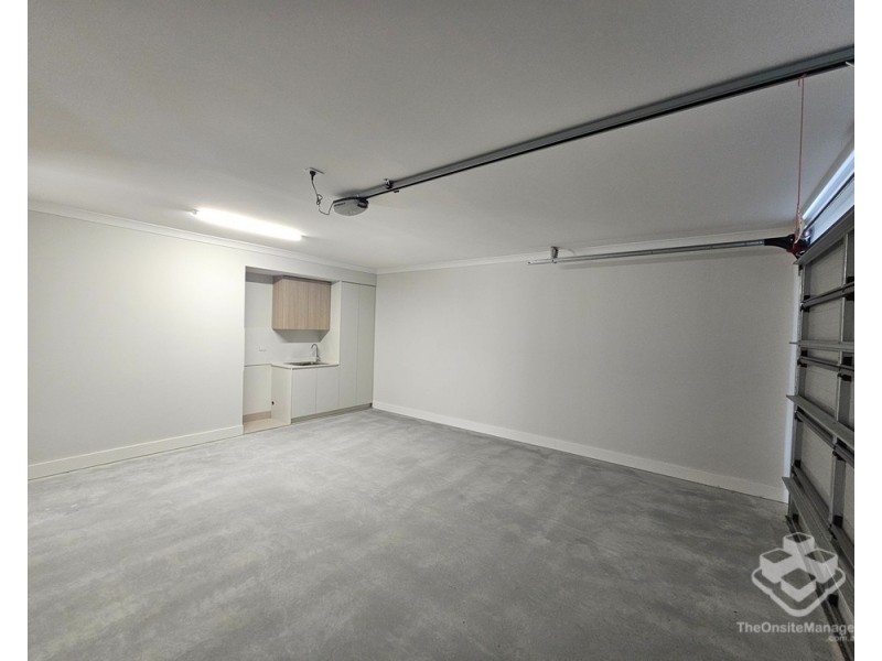 9/74 FINNEGAN WAY, Coomera QLD 4209