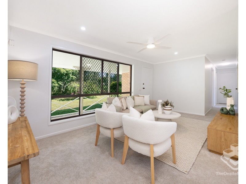 45 Donnington Street, Carindale QLD 4152