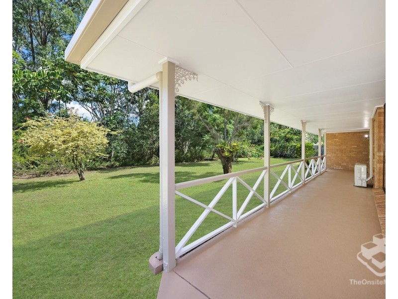 45 Donnington Street, Carindale QLD 4152
