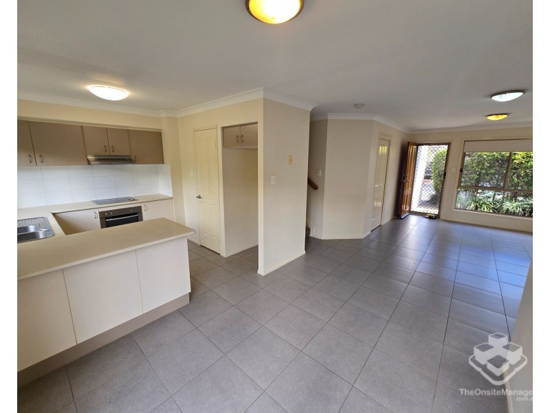 22/50 Johnston Street, Carina QLD 4152