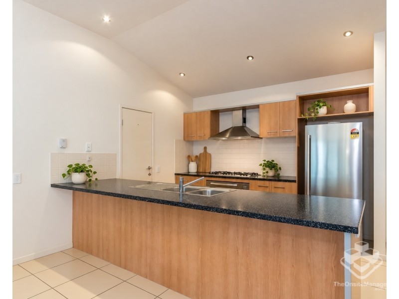 4/1 Celestial Court, Carina QLD 4152