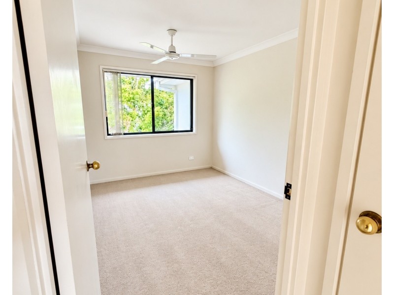 ID:21202983/1 Gentian Drive, Arundel QLD 4214