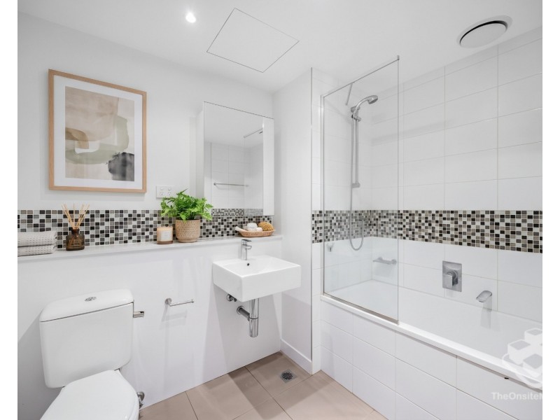 126/100 Plenty Rd, Preston VIC 3072