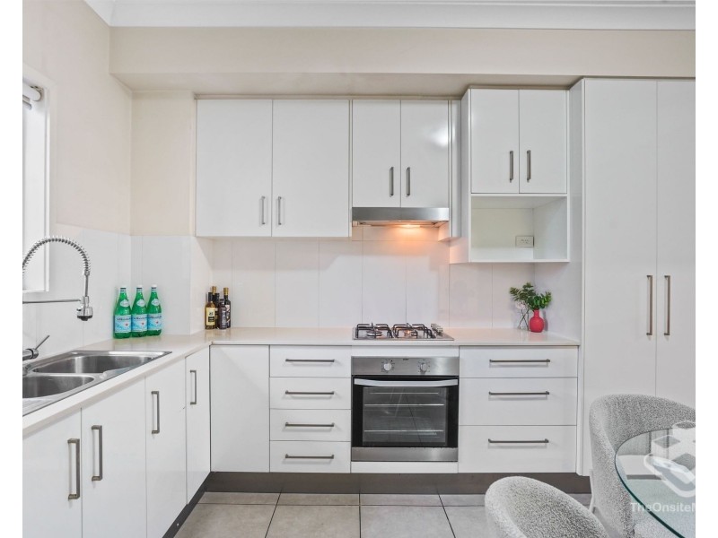 16/7-8 Debra Street, Coopers Plains QLD 4108