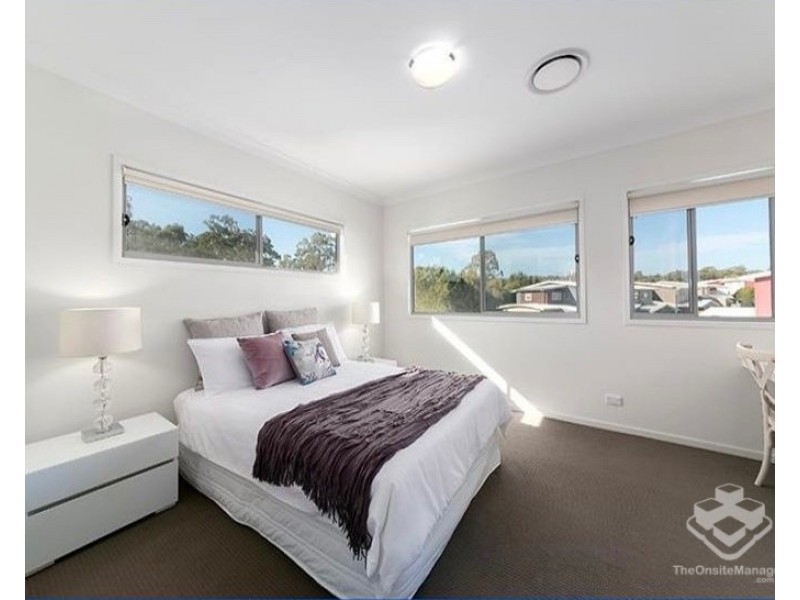 16/7-8 Debra Street, Coopers Plains QLD 4108