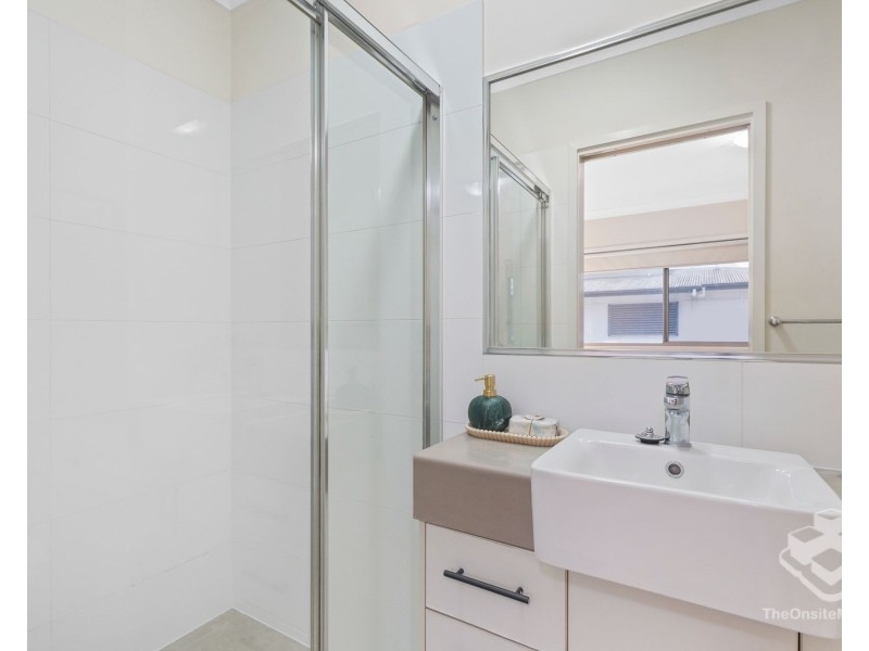 16/7-8 Debra Street, Coopers Plains QLD 4108