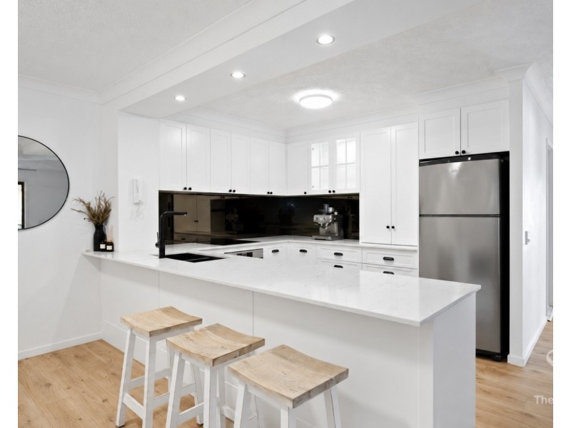 ID:21203238/1880 Gold Coast Highway, Burleigh Heads QLD 4220