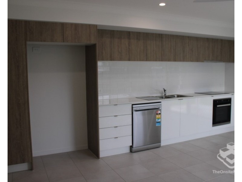 ID:21203428/9 Malibu Way, Toogoom QLD 4655