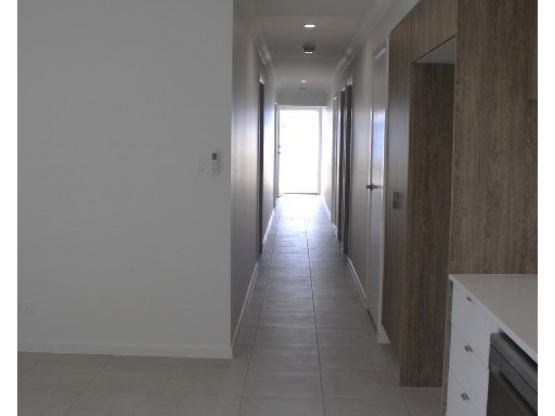 ID:21203428/9 Malibu Way, Toogoom QLD 4655