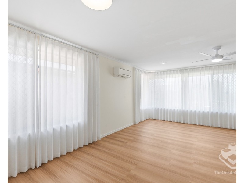 7 Oron Close, Westlake QLD 4074