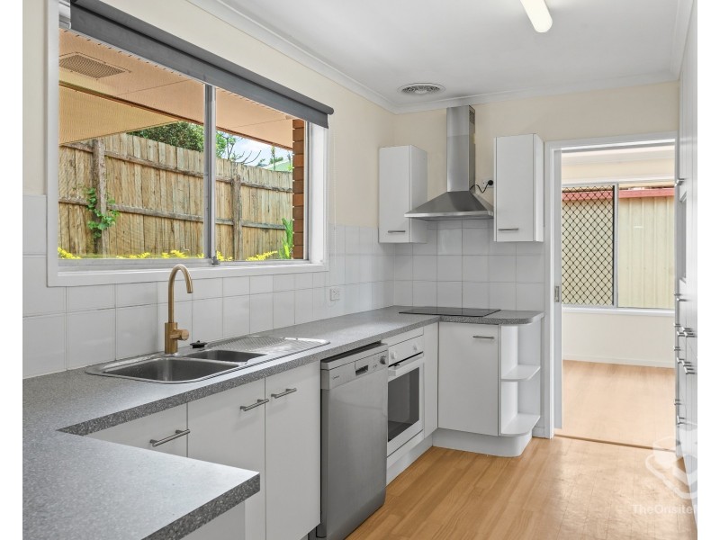 7 Oron Close, Westlake QLD 4074