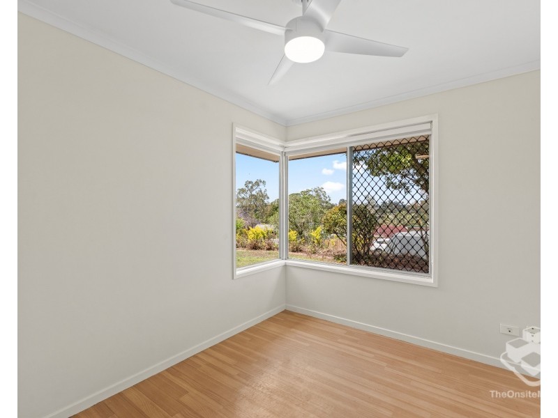7 Oron Close, Westlake QLD 4074