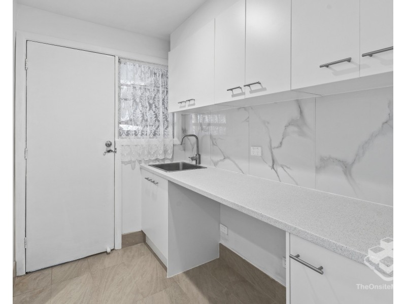 7 Oron Close, Westlake QLD 4074