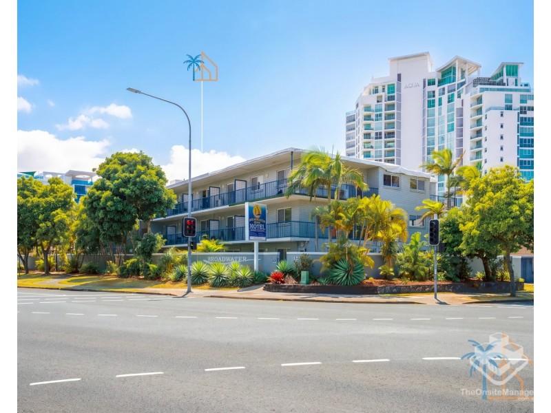 18/125 Frank Street, Labrador QLD 4215