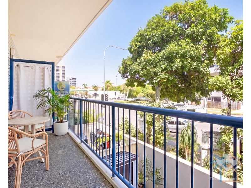 18/125 Frank Street, Labrador QLD 4215