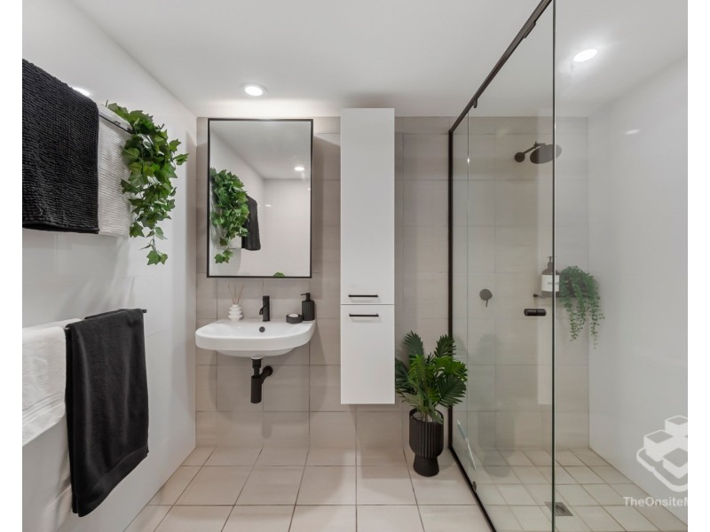 ID:21203543/6 Mariners Drive, Townsville City QLD 4810