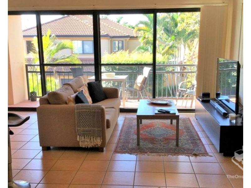 36/85 Palm Meadows Drive, Carrara QLD 4211