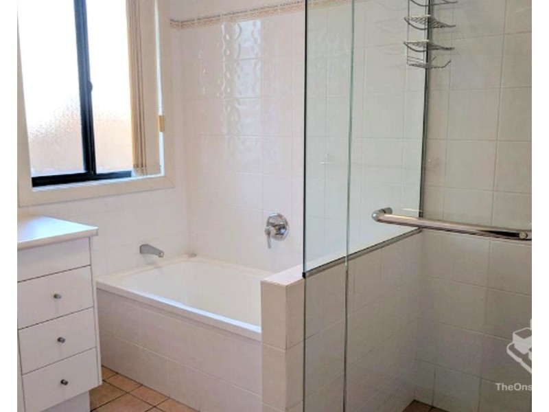 36/85 Palm Meadows Drive, Carrara QLD 4211