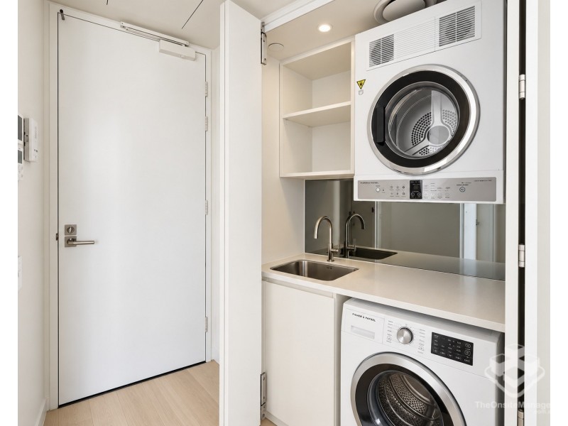 ID:21203605/24 The Lanes Boulevard, Mermaid Waters QLD 4218