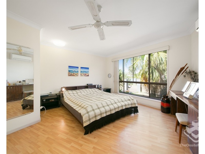 18 Dome Street, Eight Mile Plains QLD 4113
