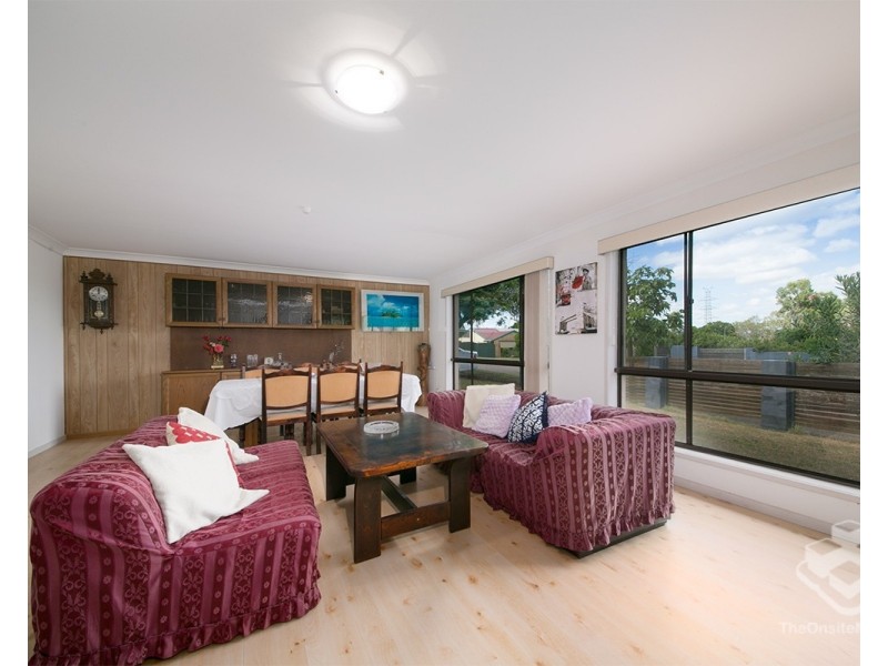 18 Dome Street, Eight Mile Plains QLD 4113