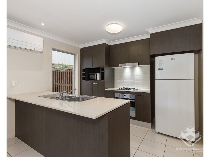 29/1 Belongil Street, Pacific Pines QLD 4211