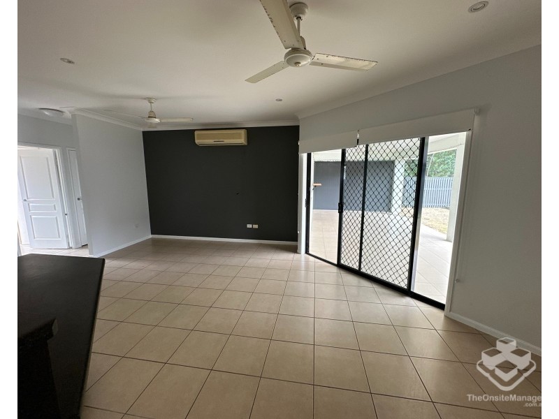 37 Eshelby Street, Bushland Beach QLD 4818