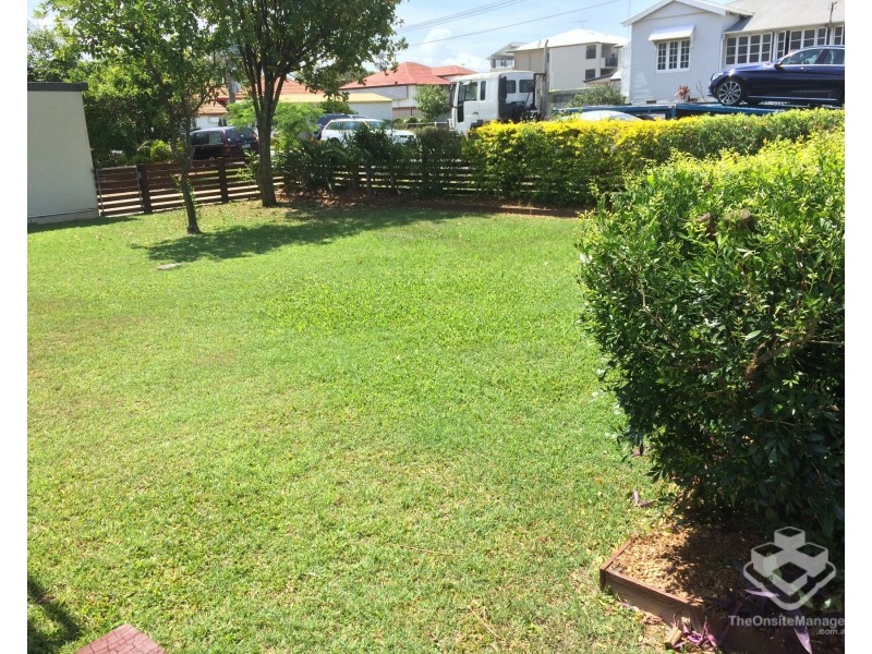 36 Winchester Street, Hamilton QLD 4007