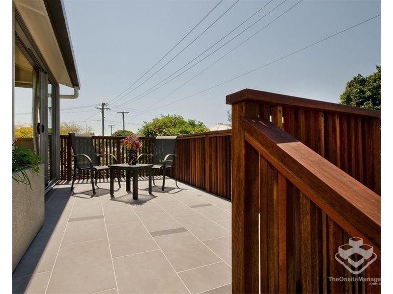 36 Winchester Street, Hamilton QLD 4007