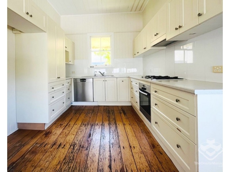 11 Louisa Street, Highgate Hill QLD 4101