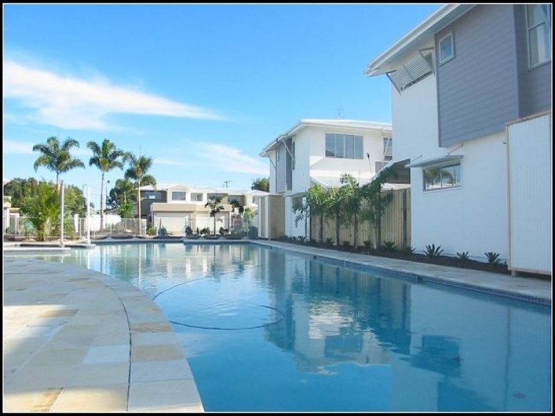 6 SUNCOAST BEACH DRIVE, Mount Coolum QLD 4573