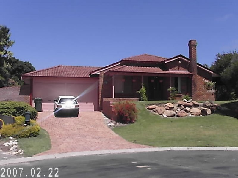 8 Cockle Place, Mullaloo WA 6027