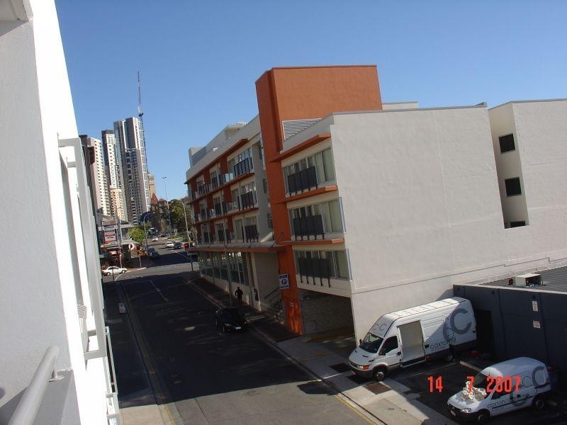 27 Berwick St, Fortitude Valley QLD 4006