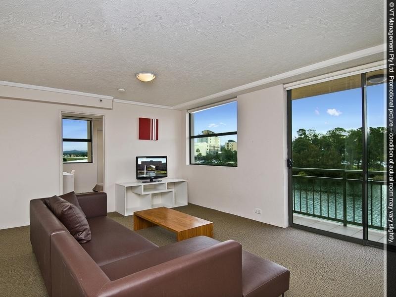 721 / 25 Lake Orr Drive, Robina QLD 4226