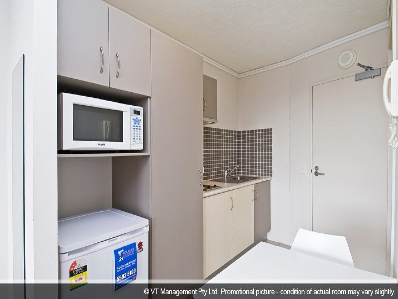 25 Lake Orr Drive, Robina QLD 4226