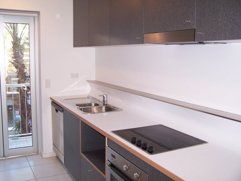 111/575 Gregory Terrace, Bowen Hills QLD 4006