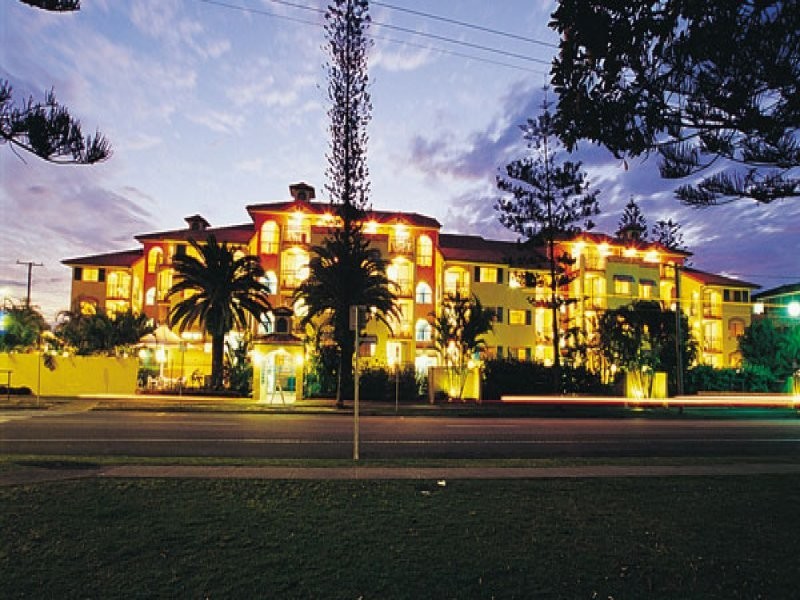 ID 8031, Broadbeach QLD 4218