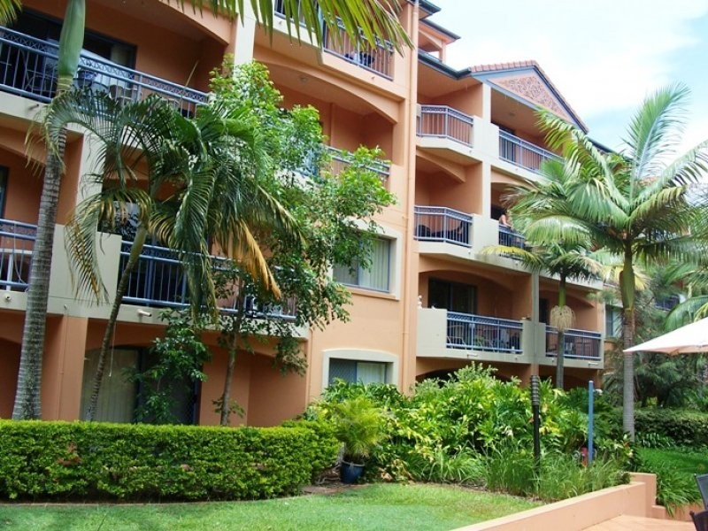 Coolangatta QLD 4225