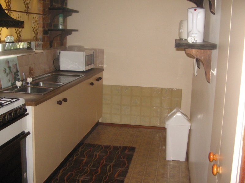 39 Barrett Street, Robertson QLD 4109