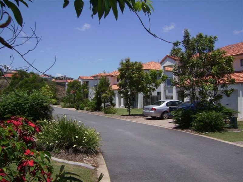 ID 7930, Pacific Pines QLD 4211