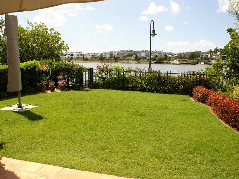 135 Macquarie Street, Teneriffe QLD 4005