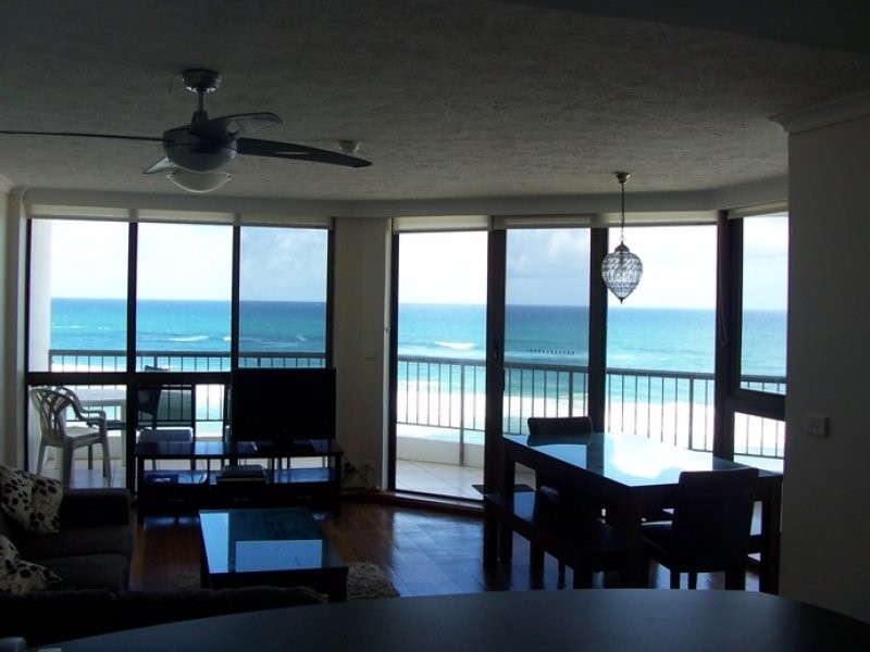 ID 8065, Mermaid Beach QLD 4218
