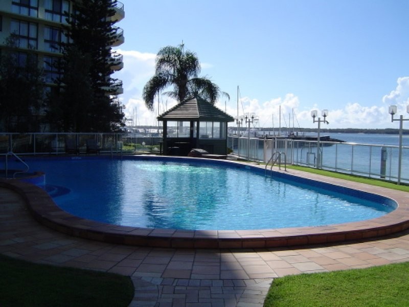 Runaway Bay QLD 4216