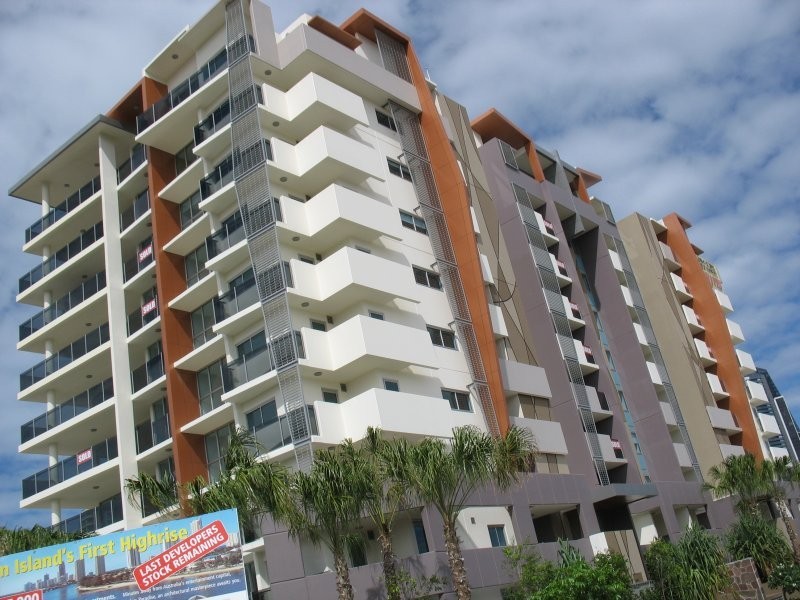 53 Darrambal, Surfers Paradise QLD 4217