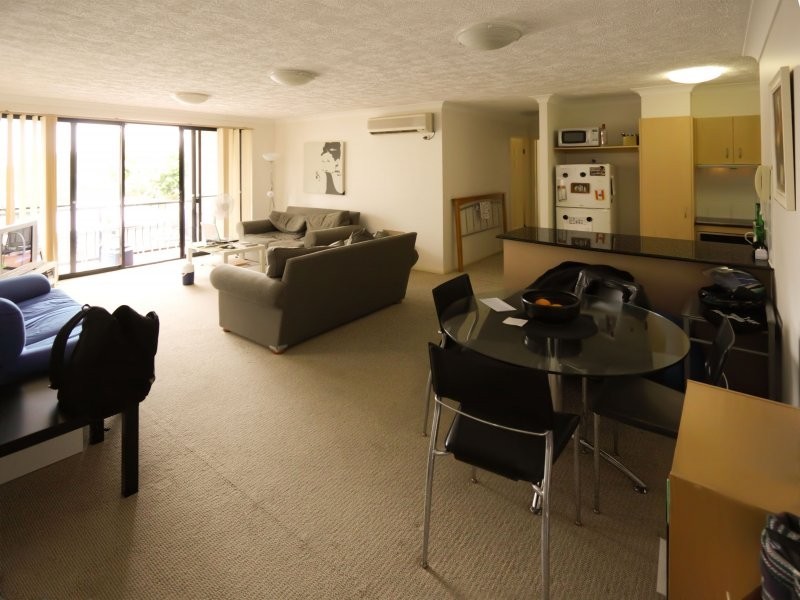 38 Labrador st, Labrador QLD 4215