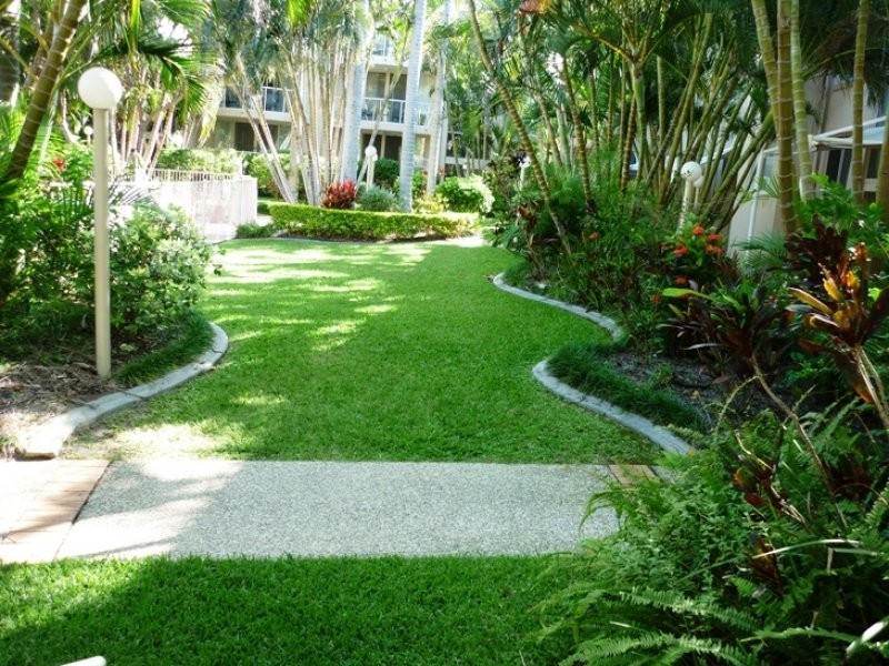 ID 8063, Miami QLD 4220