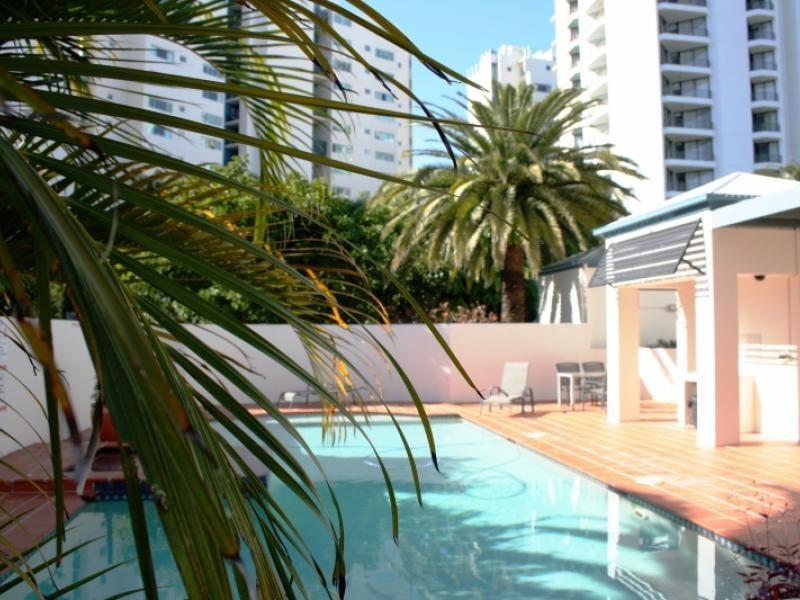 38 Labrador St, Labrador QLD 4215
